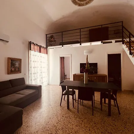 شقة Il Geranio تْشيفالو